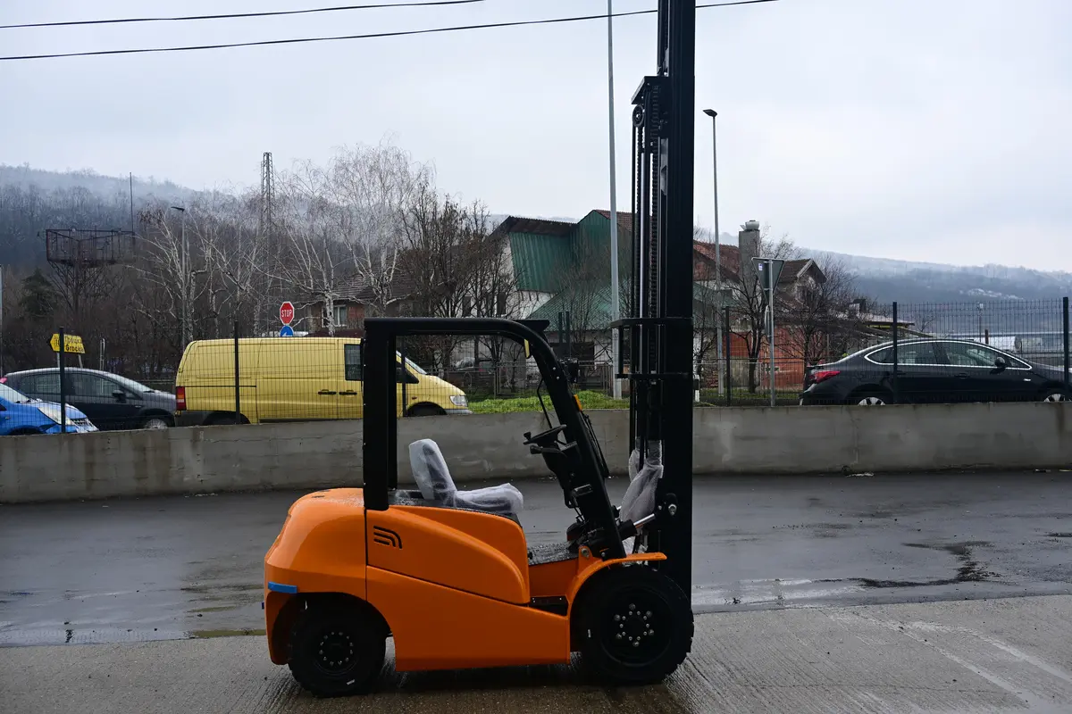 Električni viljuškar Hangcha • CPD38-XEY2HA-SI, godište 2025 • 3