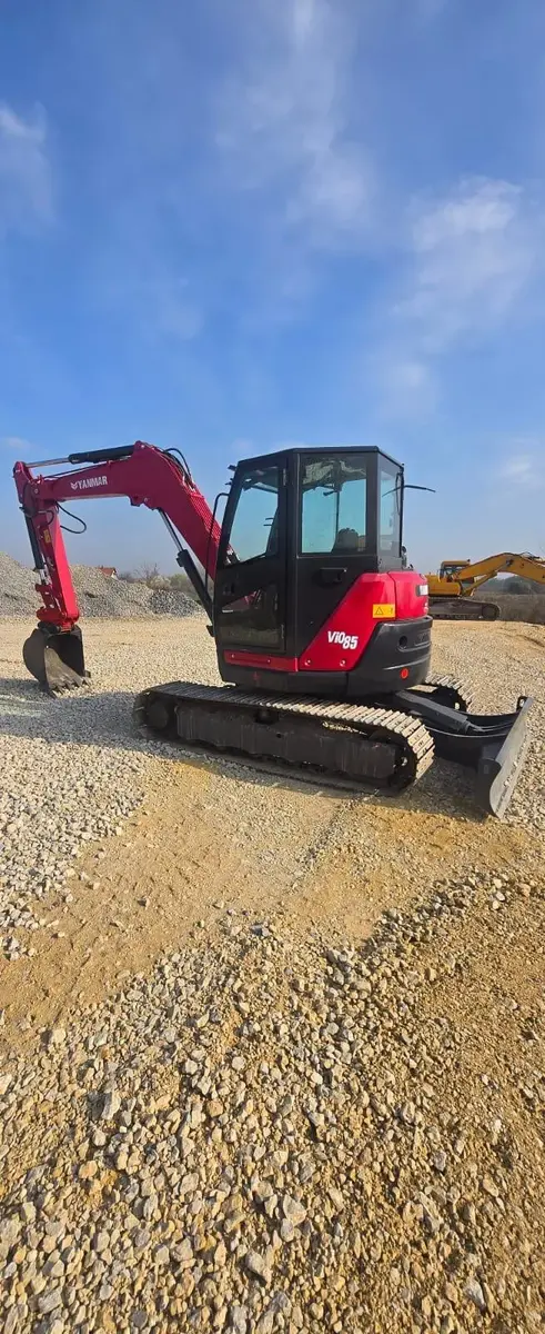Srednji bager Yanmar • Vio85-6B, godište 2021 • 3