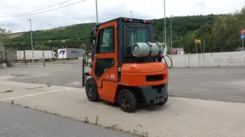 Gasni viljuškar FG-25, godište 2025 • slika 6