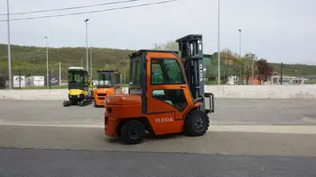 Dizel viljuškar Tlera • FD35, godište 2025 • slika 7