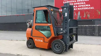 Dizel viljuškar Tlera • FD25, godište 2025 • slika 2