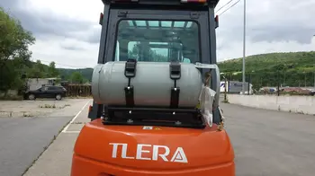 Dizel viljuškar Tlera • FD25, godište 2025 • slika 18