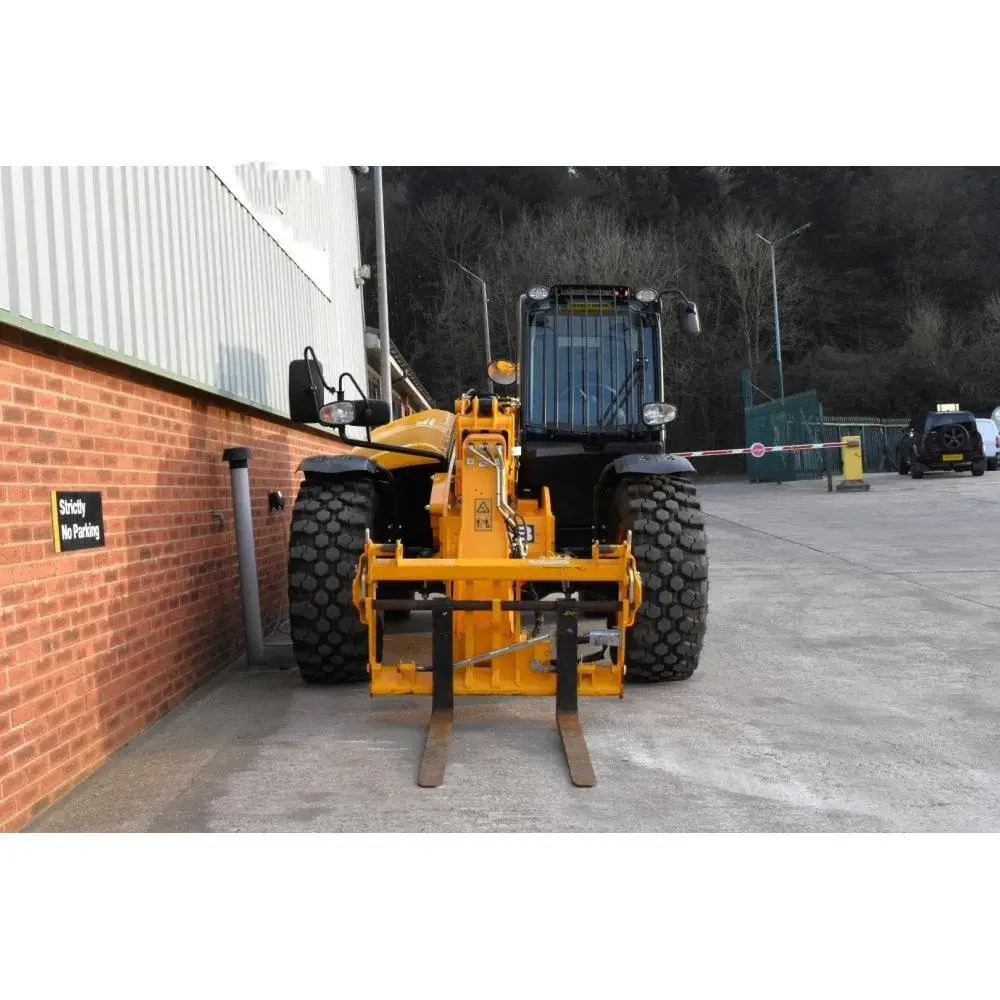 Teleskopski utovarivač / Telehendler JCB • 535-95, godište 2025 • 6