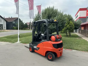 Gasni viljuškar Linde • H20T, godište 2019 • slika 2