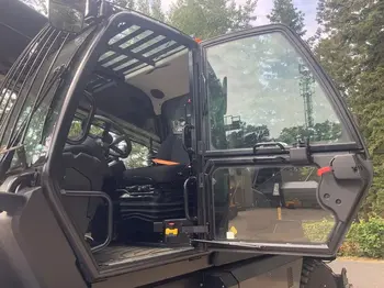 Veliki bager JCB • 555-260, godište 2023 • slika 3