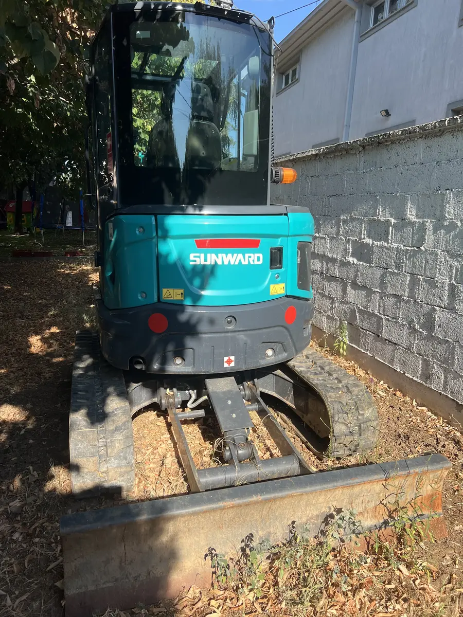 Mini bager Sunward • SWE35UF, godište 2024 • 13