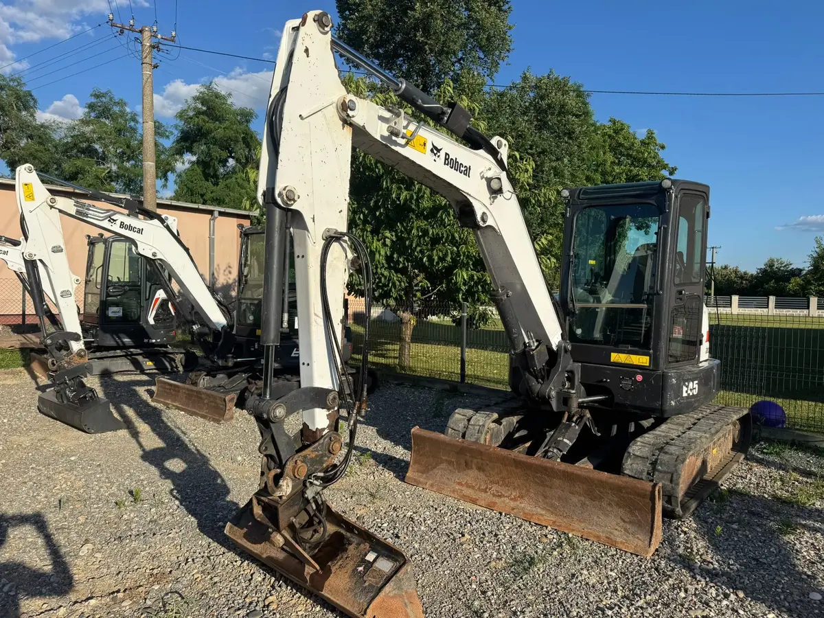 Mini bager Bobcat • E45 2020god., godište 2020 • 9