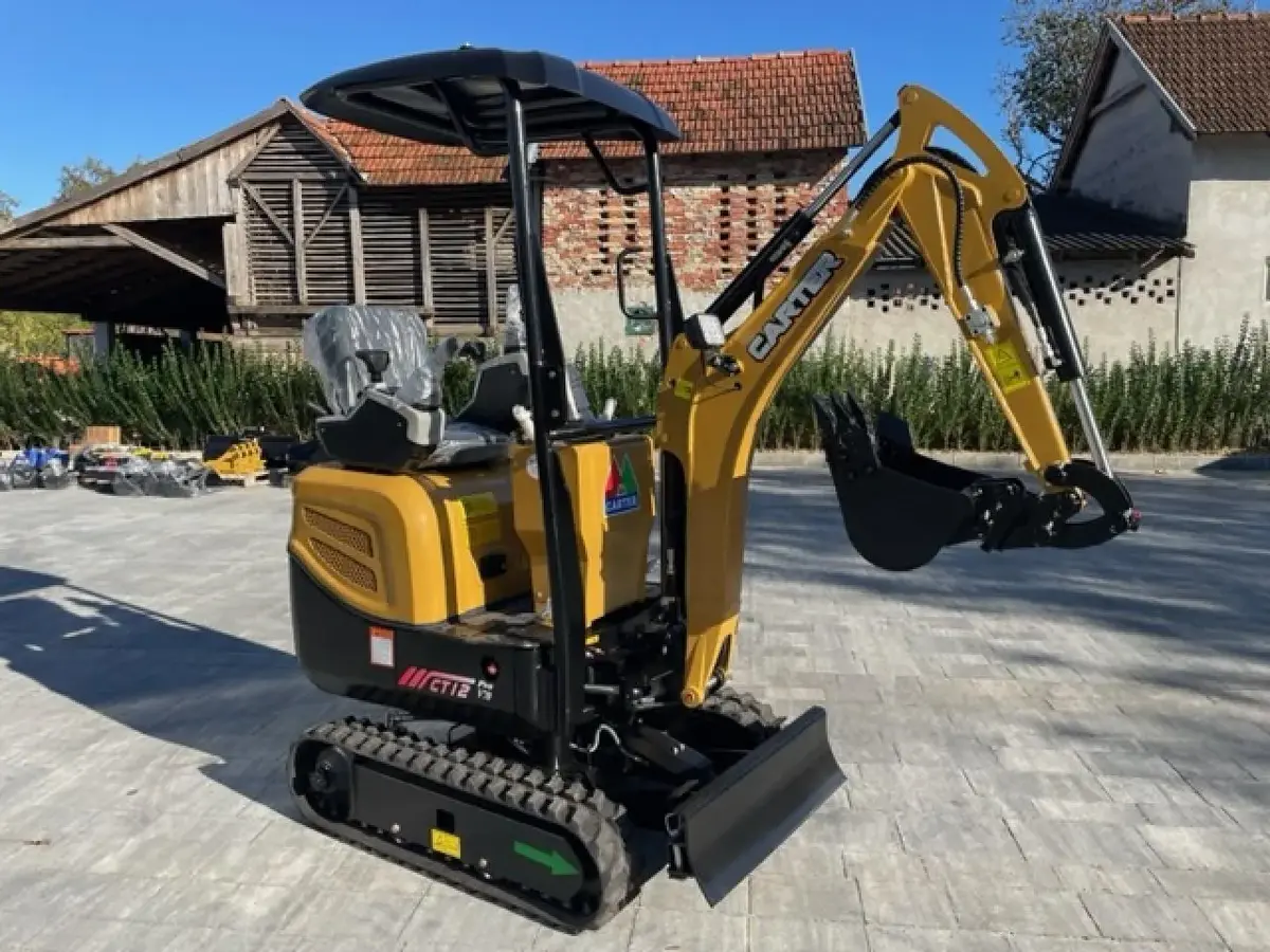 Mini bager Carter •  CT12 Yanmar motor EURO (PILOT) komande, godište 2026 • 5