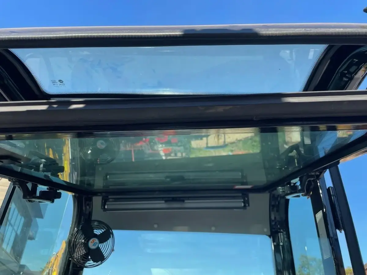 Mini bager Carter •  CT18 Yanmar motor, godište 2026 • 15
