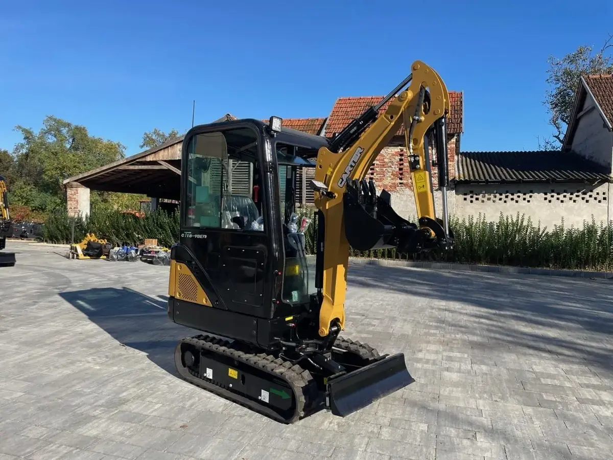 Mini bager Carter •  CT18 Yanmar motor, godište 2026 • 3