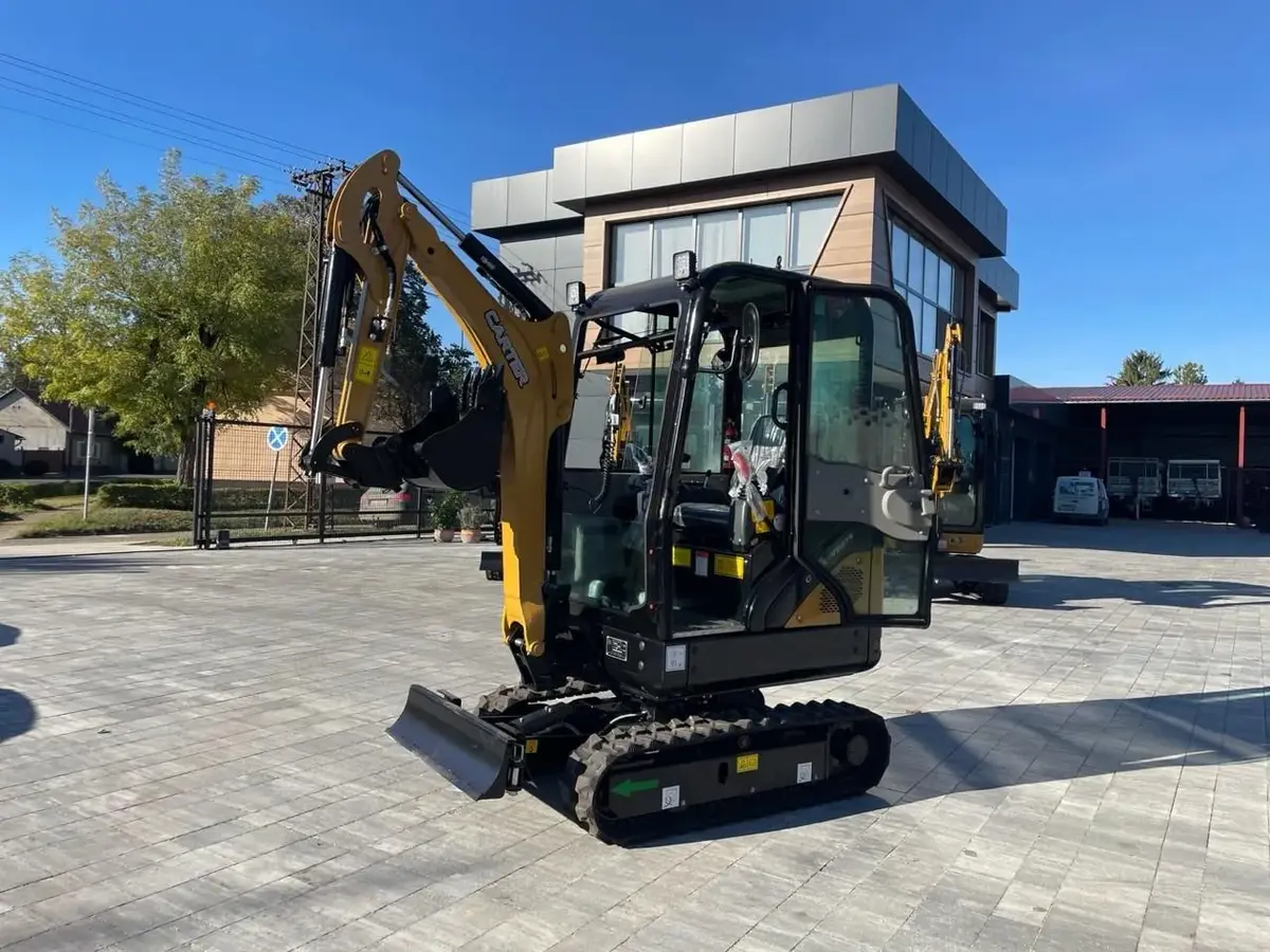 Mini bager Carter •  CT18 Yanmar motor, godište 2026 • 6