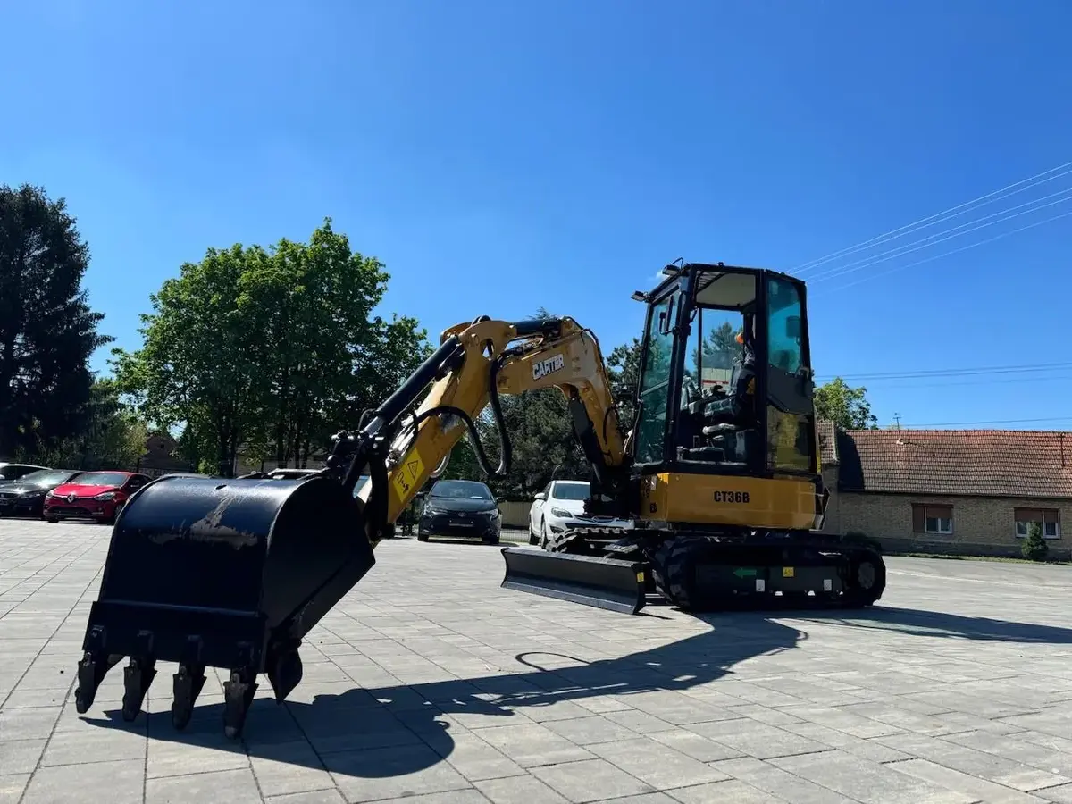 Mini bager Carter • CT37 Yanmar motor, godište 2026 • 5