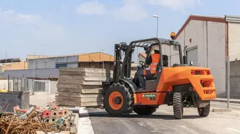 Viljuškari • Dizel viljuškar • Ausa C251H terenski viljuškar