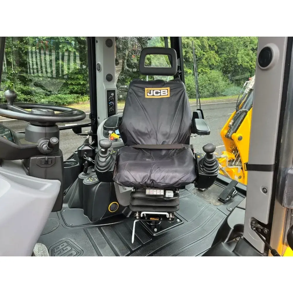 None JCB • 3CX PRO DUAL DRIVE, godište 2025 • 2