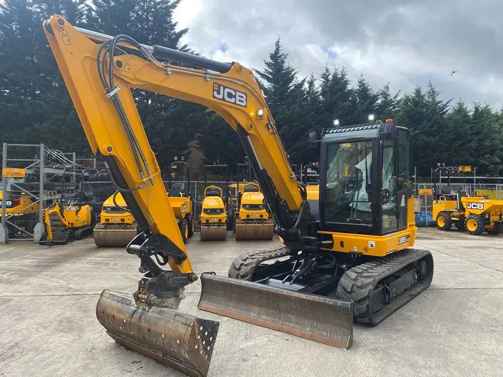 Srednji bager JCB • 86C2, godište 2026 • 4